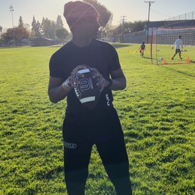 Bellflower’28 | QB | LacedFacts Prep Academy | 4.0 GPA | 2022 HL https://t.co/k2dW9BEhWt