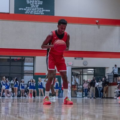 ‘24🎓| PG @ Lamar state college | 6’ 170lbs | Dms open 📩 | 4.1 GPA | contact: 409-300-5095
