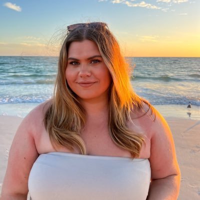 caitlinmae0529's profile picture. only here to talk about taylor swift