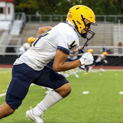 STUDENT ATHLETE | c/o 2026 | Fordson Highschool, Dearborn, MI | (313) 775 0126 | #4 WR