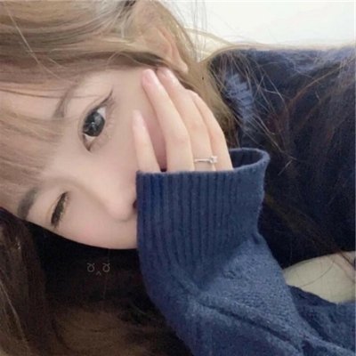 猫みたいな女の子。普通のお仕事19歳。男友達も彼氏もいないのでついったーで泊めてくれる人募集してみる！都内住み▶https://t.co/BIsm0LxJkT