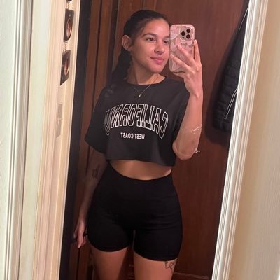 magsssss__'s profile picture. BLM | she/her | fuck you :)