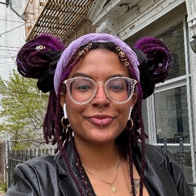 @01FirstSecond Editor Extraordinaire | PW Star Watch Finalist | Writer | ✏️STEPPING UP | She/Her | Demi-Bi Afro🇩🇴 | #LatinxInPub | Rep’d: @BrittSiess