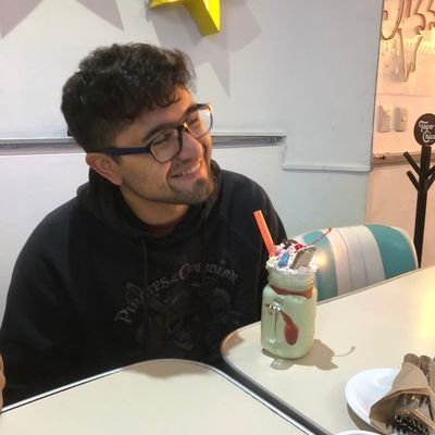 Me llaman el desaparecido que cuando llega ya se ha ido | Más cuentista que economista | Msc Economía Colmex; Bsc Economía UAQ