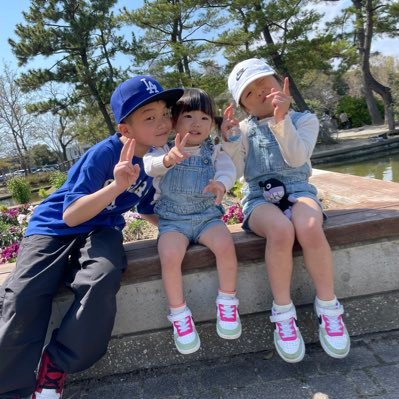 natsuki0572's profile picture. 高知→大阪 30 ♀ 遼河👦🏻2015.9.14 陽葵👧🏻2018.5.18 笑凜👶🏻2022.7.20