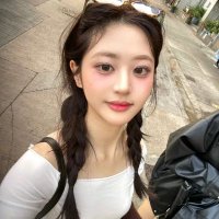 initial (@initial1762110) 's Twitter Profile