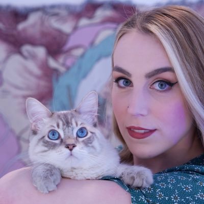 26 | she/her | Twitch Affiliate |💙💖💜| RN | My cat does free tarot card readings.