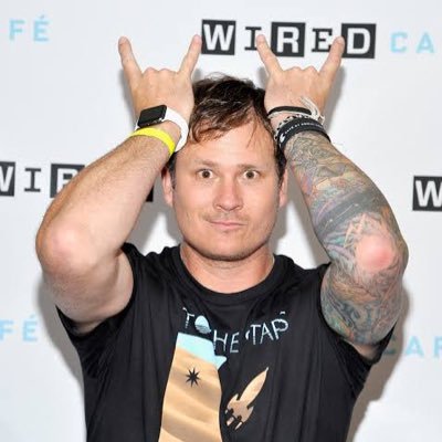 The Official Tom DeLonge Twitter Private Page,just to reach out to my fans worldwide and to chat with fans that’s willing to talk to me directly😍I Love y’all❤️