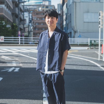 五十嵐大(作家)+イガラシダイ(ライター)。aiboのししまるが相棒。主な著書に長編ミステリ『エフィラは泳ぎ出せない』エッセイ『ぼくが生きてる、ふたつの世界』など。両親がろう者のCODAです。森村・山村教室に在籍しています。お仕事の依頼はリンク先のお問い合わせフォーム、あるいは各版元まで。DMは相互フォローのみ。