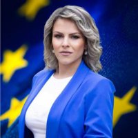 ΛΑΜΠΡΙΝΗ ΝΑΚΟΥ (@labrininakou) 's Twitter Profile