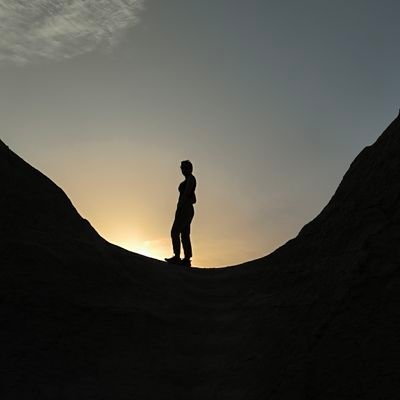 Mobina_ahmadiii's profile picture. Meow :)