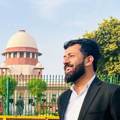 Advocate ||

Teri khudi me agar Inquilab ho paida,
Ajab nhi ke ye charsu badal jaye