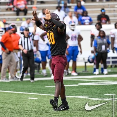 863 Lakeland,Fl 🌴Polk County 🍊Graduating Senior at Bethune-Cookman University Mass comm Digital Productions High Honors student-Athlete ΩΨΦ