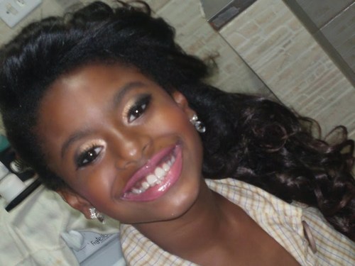 Capricornio: Justin Bieber , Chocolate , Amigos (A) aah minha priminha linda Alexya Mariana S2