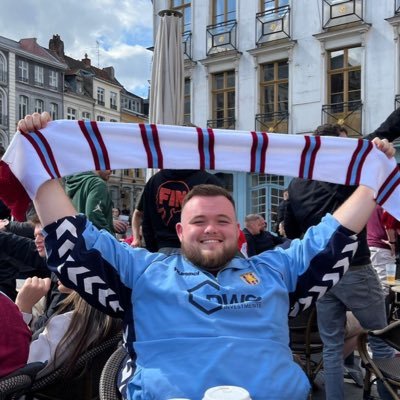Aston Villa • Podcaster @TotalScreamers • Football Shirt Collector. Please don’t take my tweets seriously