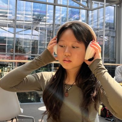 zoegraceyu's profile picture. words @nytimes @slate