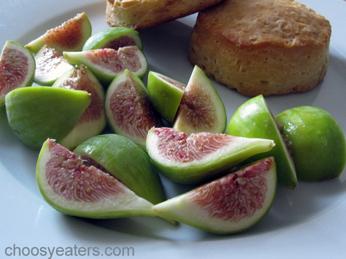 ChoosyEaters's profile picture. Always striving for food perfection. 1st choice vegan. 2nd choice vegetarian. Treat myself to fish on occasion. Life is very beautiful.