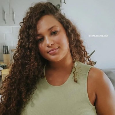 micaela_horne's profile picture. Natural Hair Enthusiast🌻