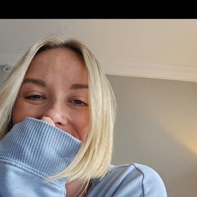 kateayles's profile picture. 