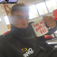 simsy (@simsy27_) 's Twitter Profile