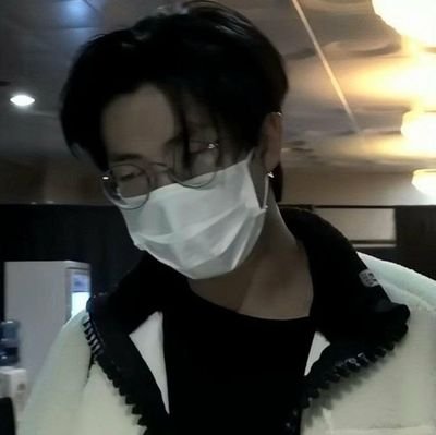 Si lees mis au's, no dudes en dar fav o citar, I love it🥰
OT7💜 @moonight665 🤫
Au's⬇️💫