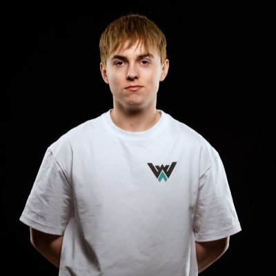 21 y/o - Playing for @WopaEsport - https://t.co/Dzq9OH2WcD