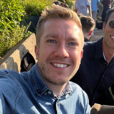 Author of Let That Be a Lesson 📖 | Producer of The Jeremy Vine Show @bbcradio2 🎤 | NI exile | Pointless trophy | My own views | 🏳️🌈