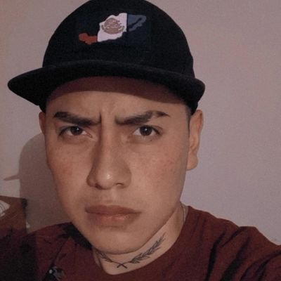 nuevo en twitter siganme
estare subiendo contenido explicito
😈🌈💫23 años , piscis , varonil buena onda !