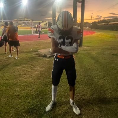 Wayne County High school(MS) (5’10) (175) Middle Linebacker- Class of 2027  (4.0 gpa) (4.9-40)