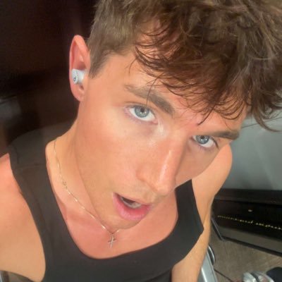 joeywstoll Profile Picture