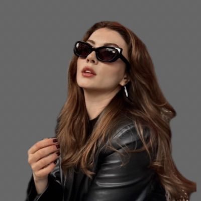 gifs of @burcu_ozberk