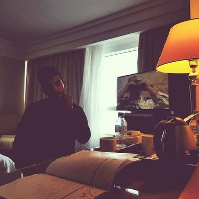 Anislamari999's profile picture. 