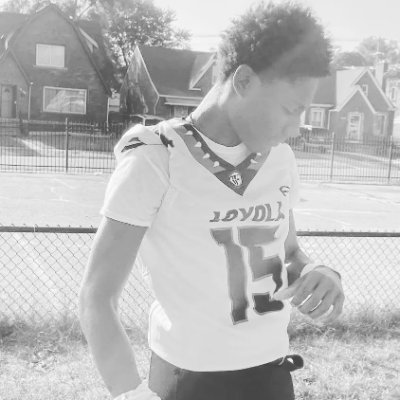 Class 2026
Wide receiver\Cornerback
2.9 GPA
Detroit Loyola High School 
Height: 5'11
Weight: 155
Email: lucasimani08@gmail.com
Phone: 313-200-3037