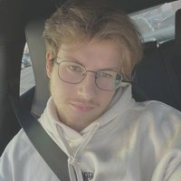 β’ πΌππ€πππ§. (@ax0_b0y) 's Twitter Profile
