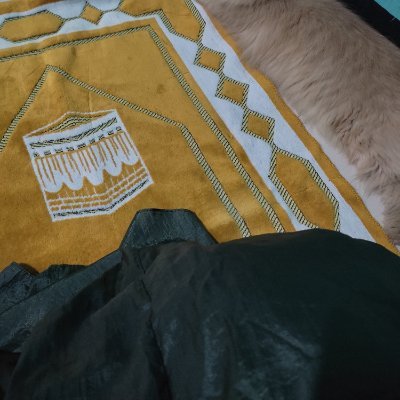 nendhiesta's profile picture. Tidaklah mungkin bagi matahari mengejar bulan. Dan malam pun tidak dapat mendahului siang, masing - masing beredar pada garis edarnya
(36:40)