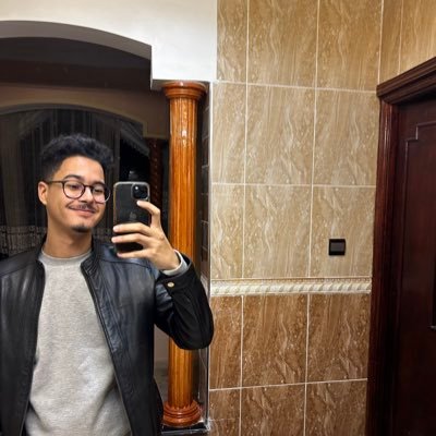 vibesofilyass's profile picture. Amphisbaena.