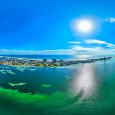 Pensacola Beach short term rental host. Will accept Bitcoin on chain or lightning! message me for a quote.