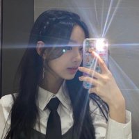 룽이(@FINDMY418) 's Twitter Profile Photo