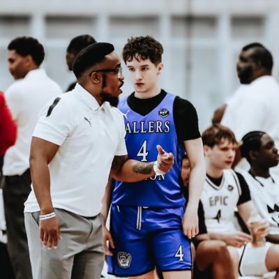 | CO ‘25 | Tyler Legacy HS | @BallersnationA | 3.8 GPA | 5’9 Guard | Phillipians 4:13| Psalm 116:14✝|tylershenryjob@gmail.com |