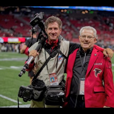 BarnFly's profile picture. Photographer for over 30 years from Pro Sports to Media press to entertainment. @NikonUSA @DJIGlobal @gettyimages @NFL @NASCAR @autelrobotics
