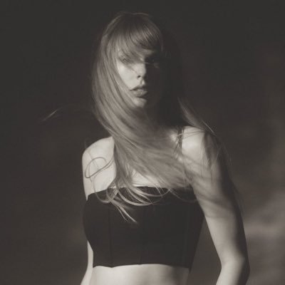 mrrrorball's profile picture. in self-sabotage mode