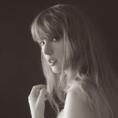 Swiftie since Debut š | film producer šØš¦