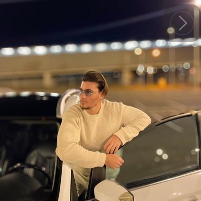 LlugiqiEdin's profile picture. I'm a Cryptocurrency Enthusiast Legoo to the moon🚀🌕