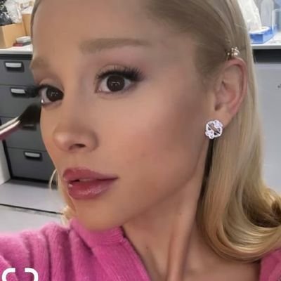 jll1250189's profile picture. 