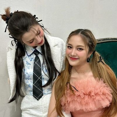 Fan de Freen y Becky, siempre trato de apoyarlas en lo que puedo. Soy una fiel admiradora de sus trabajos, y de ellas en su totalidad, todo con mucho respeto.