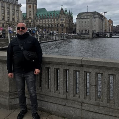 deryadaysal's profile picture. 