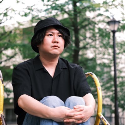 アコースティックライブ『#アコギな夜』の主催@acogi_night #二中年ビーティ 動画編集・撮影 バンド #学園祭学園 さんのお手伝いなどなど色々してます。他にも企画したり、運営したり、弾き語りしたり、 喋ったり。