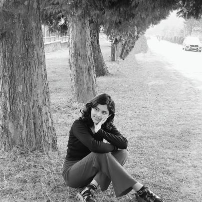 Umanidhijha's profile picture. Let's tweet