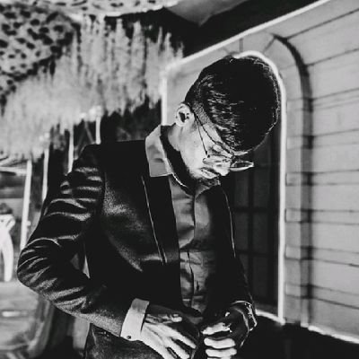 _sumeet1737_'s profile picture. Just Write ✍️
