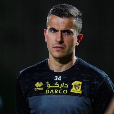 mo_398's profile picture. @ittihad💛🖤 @ManUtd_AR ❤️🖤 that's what I do